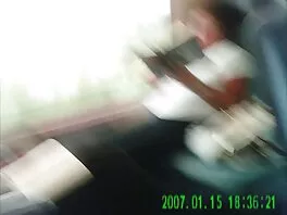 Il ragazzo ha parlato con un adolescente magro  tentatore di seguirlo e farsi scopare