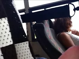 La poltrona diventa il luogo perfetto per la giovane coppia per fare l'amore video per adulti gratuiti