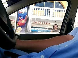Eccitante ragazza bruna ha fatto una film per adulti gratis italiani lap dance prima dell'interazione genitale