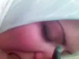 Buco del culo spalancato video gratuiti per adulti di una puttana bruna forata in un video porno gonzo