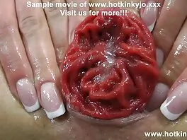 Una troia asiatica tatuata video hard per adulti pelosa si fa scopare sul lettino da massaggio