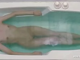 Una bella latina tutta naturale viene film per adulti in streaming sbattuta da uno stallone dotato