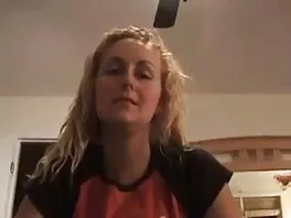 Due ragazze con facce carine e bei corpi condividono sexi video gratis un cazzo
