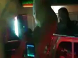 Dopo aver fatto un pompino, la bomba film porno per adulti gratis viene ricompensata con una cavalcata di cazzo