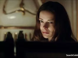 Lussuosa milf asiatica tettona film per adulti gratuiti si gode alla pecorina
