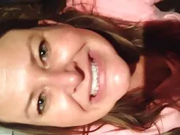 Storditore dai capelli corvini succhia un bel cazzo videoporno lesbiche gratis e si fa scopare