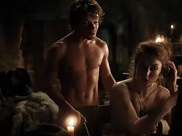 Dashing hottie film porno travestiti gratis europea con calze sexy leccate e recintate