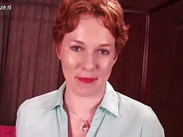 Milf bionda bomba film porno x adulti gratis ottiene doppia penetrazione sul letto